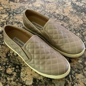 Steve Madden Ecentrcq